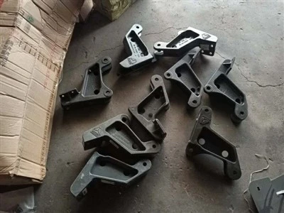 SINOTRUK SITRAK Nosač motora WG9525361327